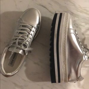 Steve Madden Sneakers